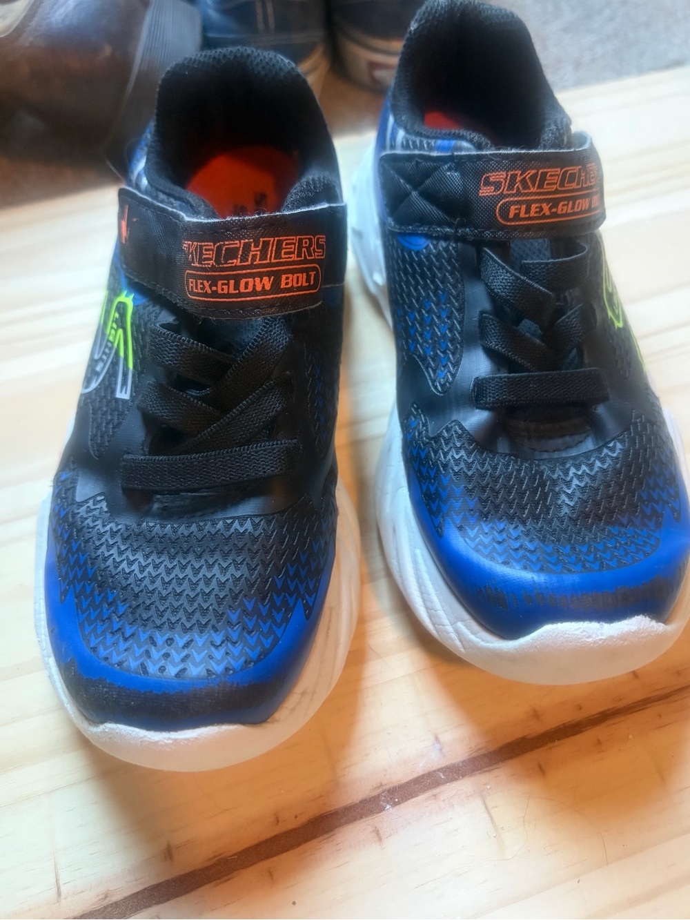 Skechers Kids Flex-Glow Bolt Sneakers - Black & Blue